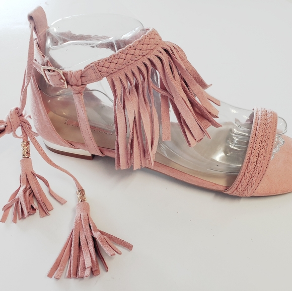 NEW! F21 Fringed Sandal - Picture 6 of 6